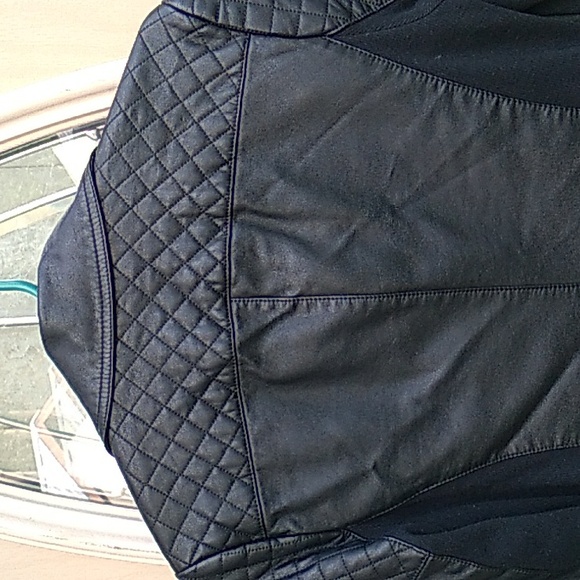 Express Black Jacket - Picture 5 of 10